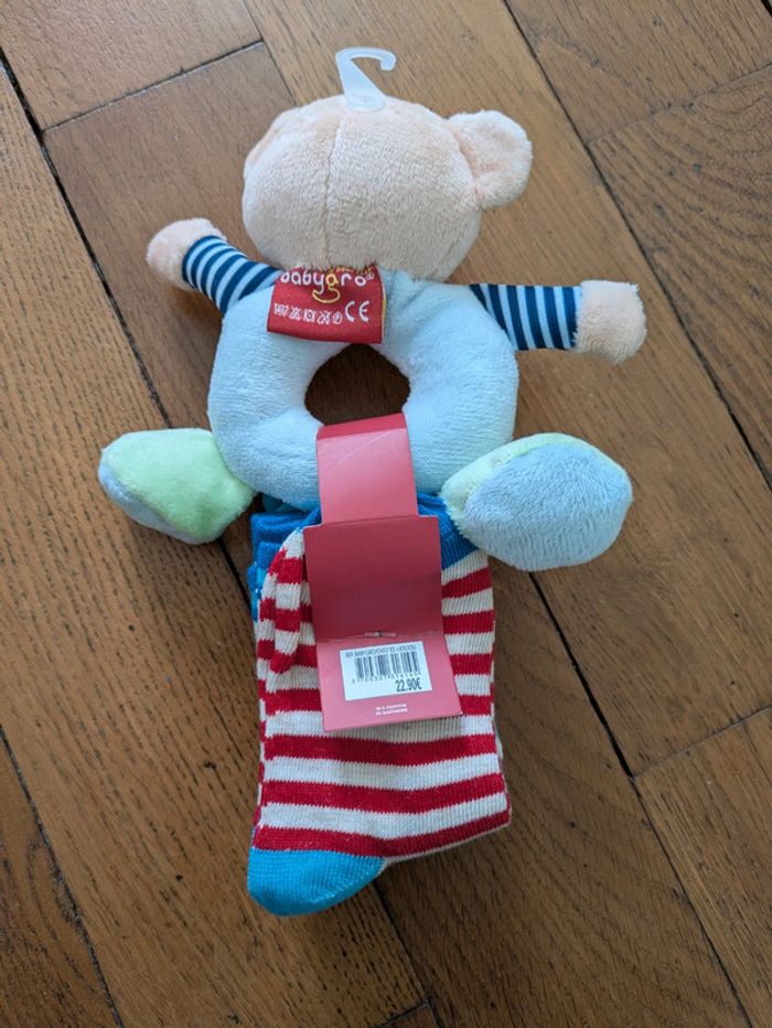 Ensemble hochet et chaussettes garçon - photo numéro 3