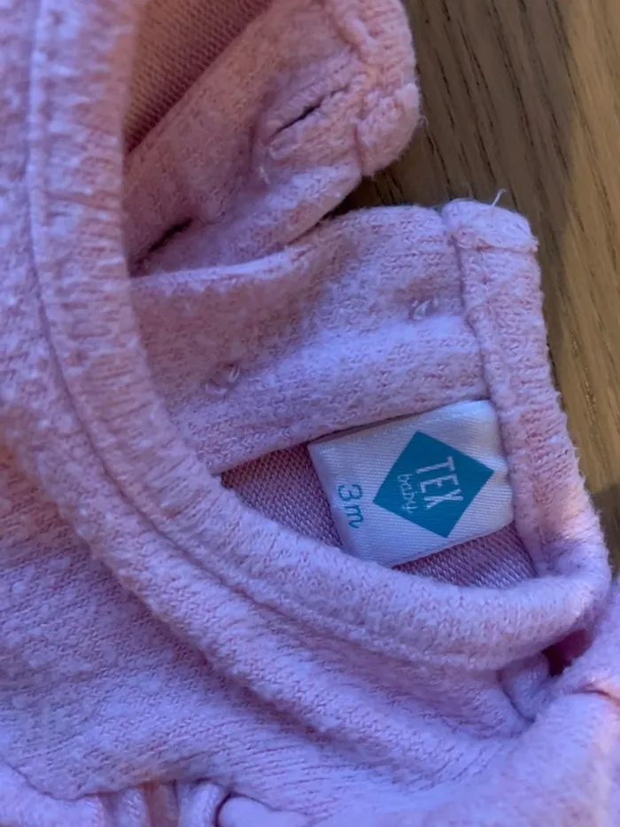 Pull bébé fille 3 mois - photo numéro 2