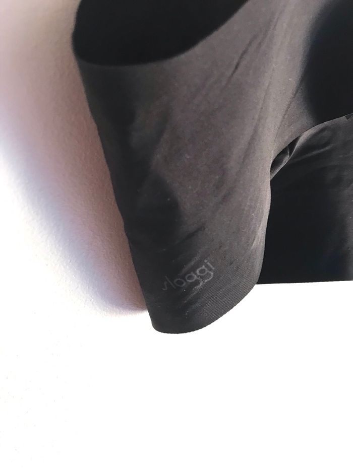 Bralette noire Sloggi taille 34/36 neuve jamais portée - photo numéro 2
