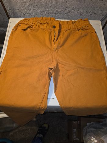 Pantalon kiabi taille 44