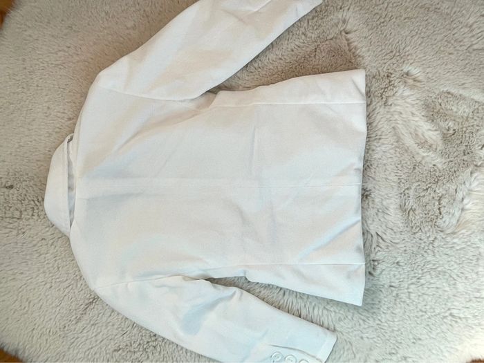 Veste de cérémonie blanche bébé 9 mois - photo numéro 3