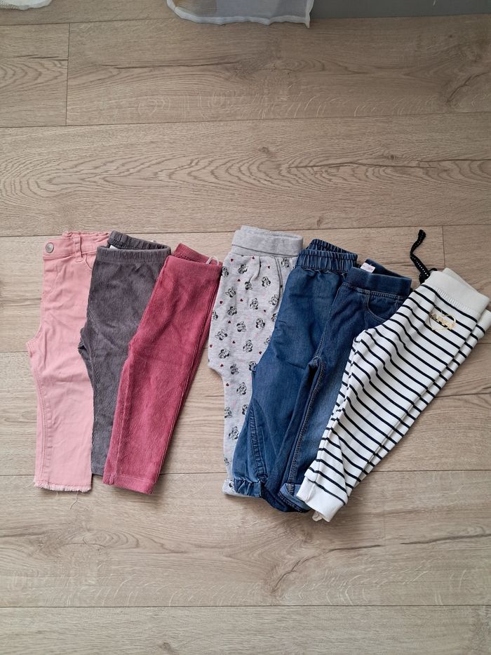 Gros lot vêtements fille 12 mois . (79 pièces) plusieurs marques - photo numéro 2