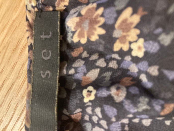 Robe grise à fleurs SET - photo numéro 10