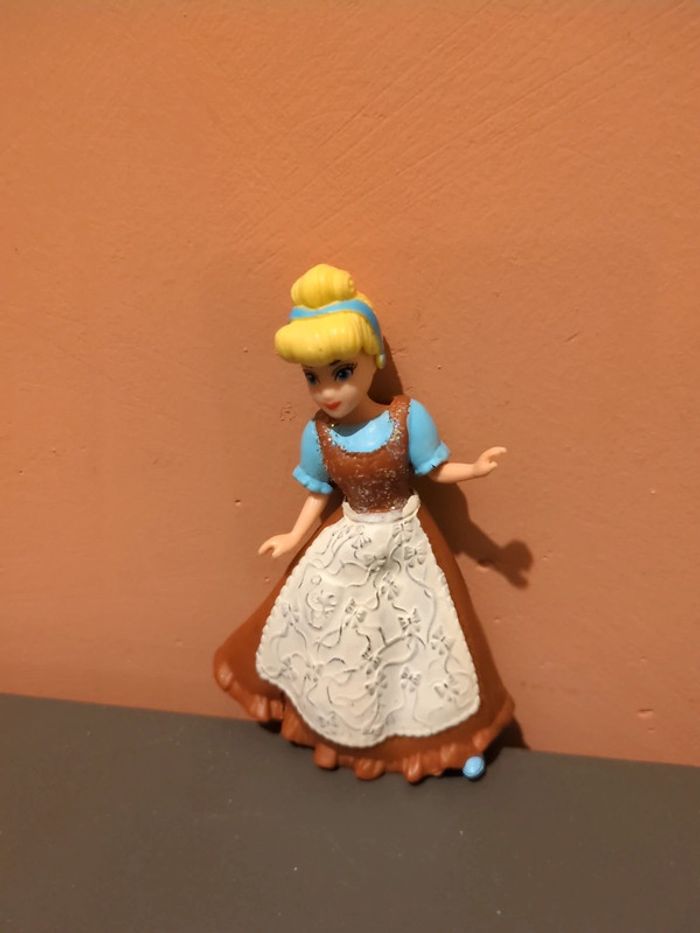 Figurine Disney Cendrillon Polly Pocket