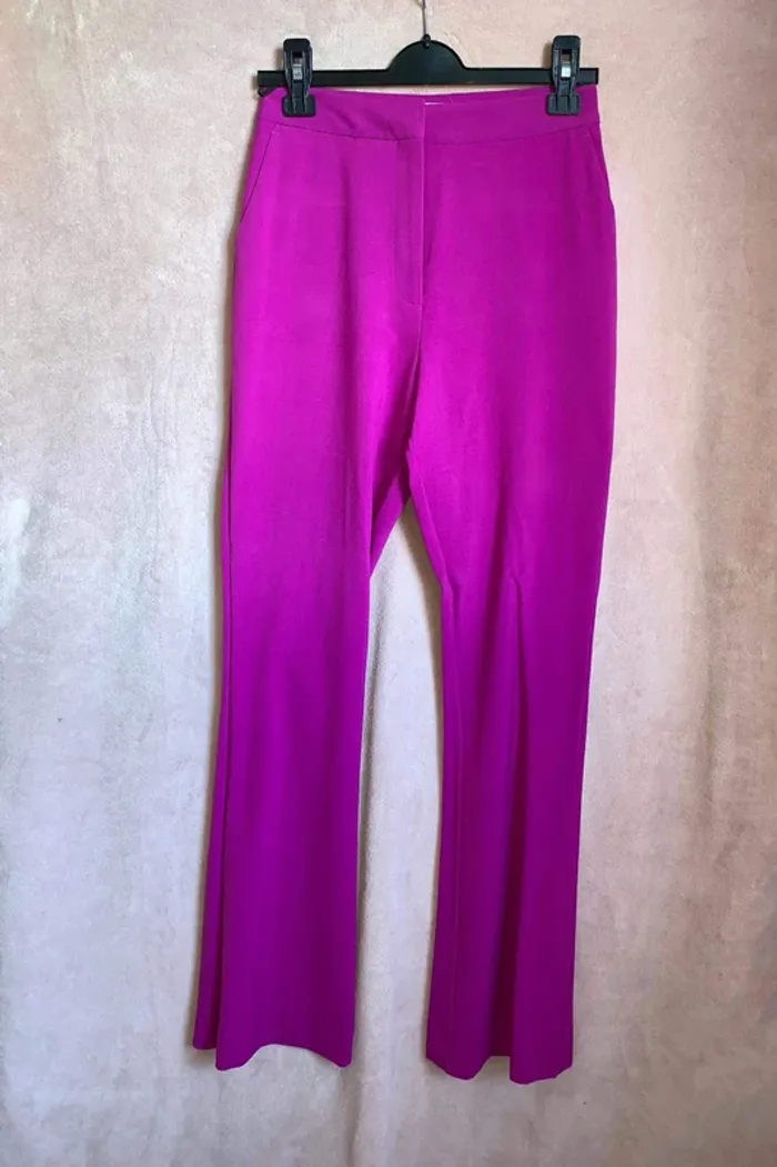 Pantalon T36 Neuf 👖💜 - photo numéro 2