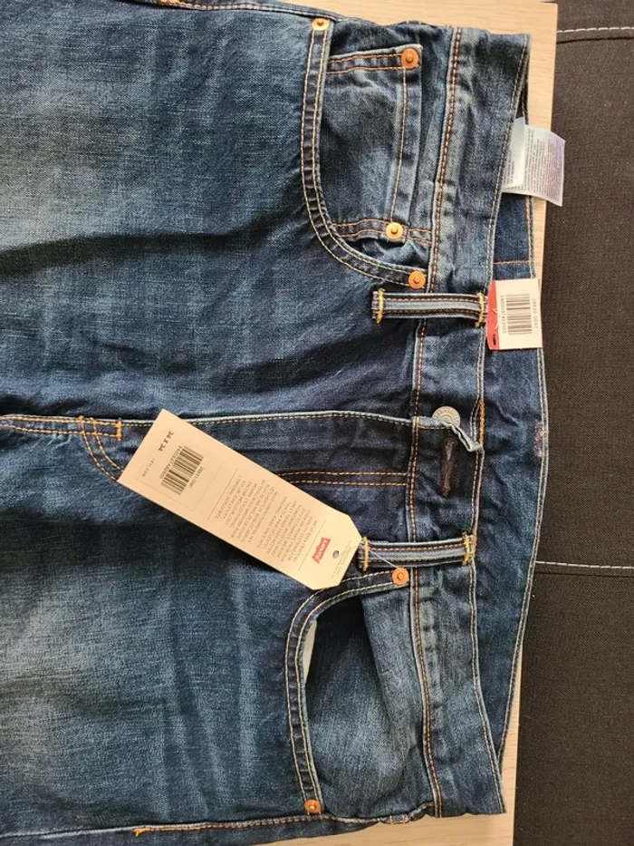 Jeans LEVIS 512 NEUF avec étiquettes - photo numéro 6