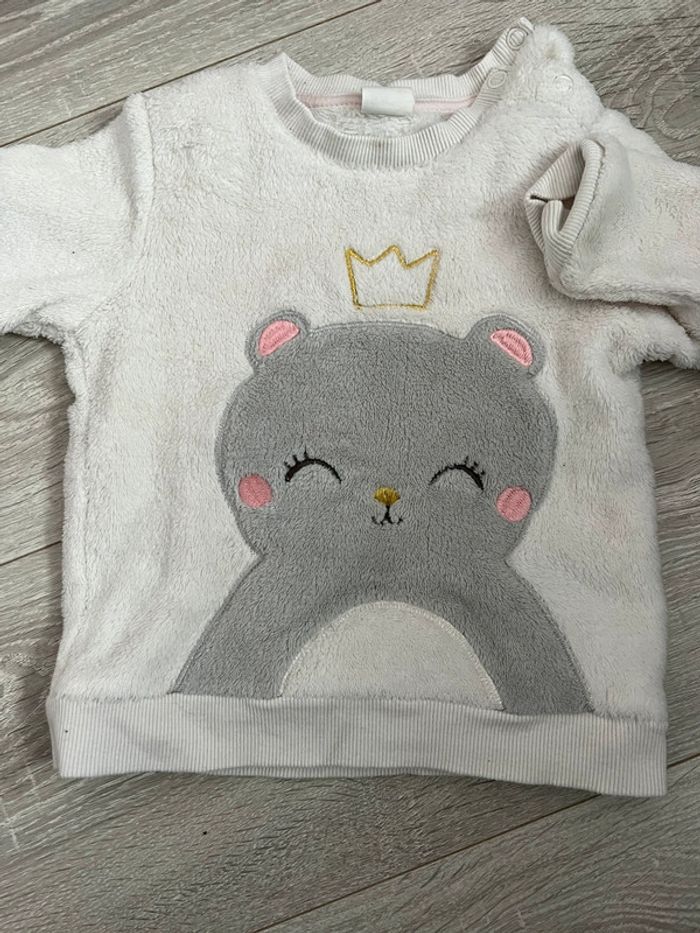 Lot pull 9 mois - photo numéro 2