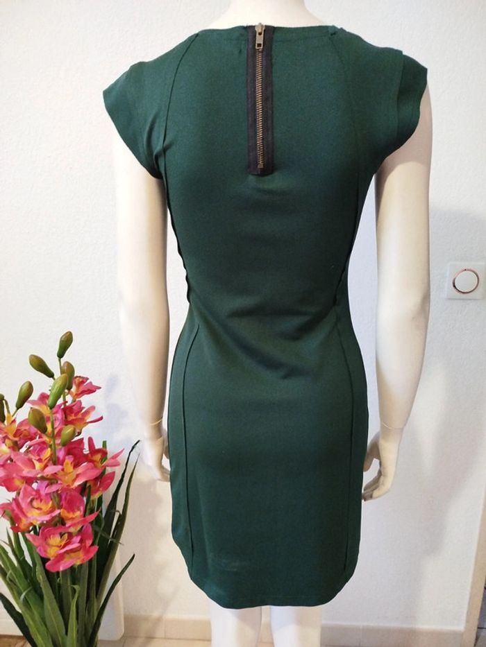 Robe verte Desigual coupe fourreaux printemps été - photo numéro 9