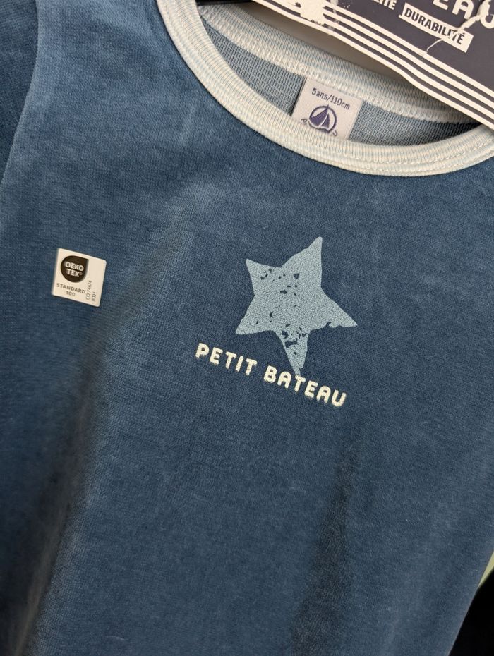 Pyjama garçon. Taille 5 ans. Neuf. Petit bateau - photo numéro 2