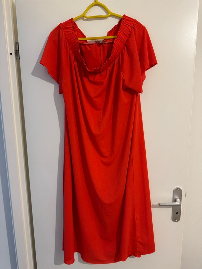 Robe rouge - photo numéro 2