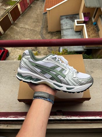 ASICS Gel Kayano 14 White/Slate Grey - Taille 44 - Neuves