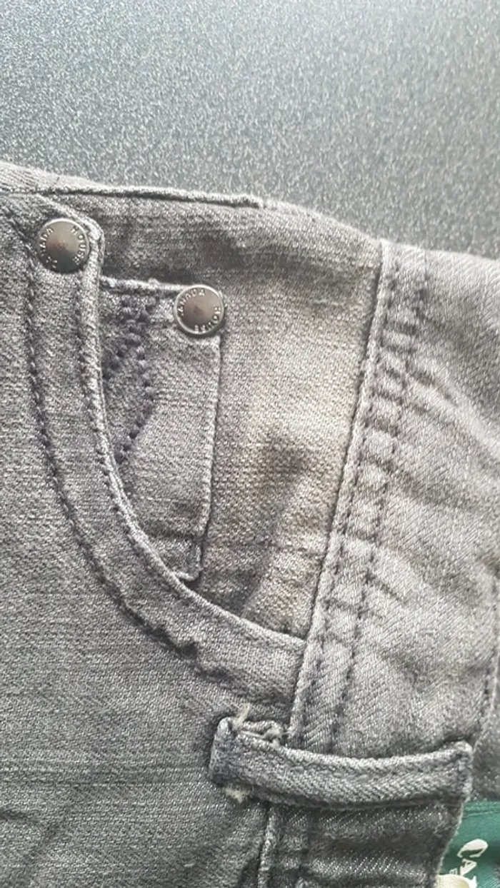 Bermuda en jean + bermuda short offert - photo numéro 8