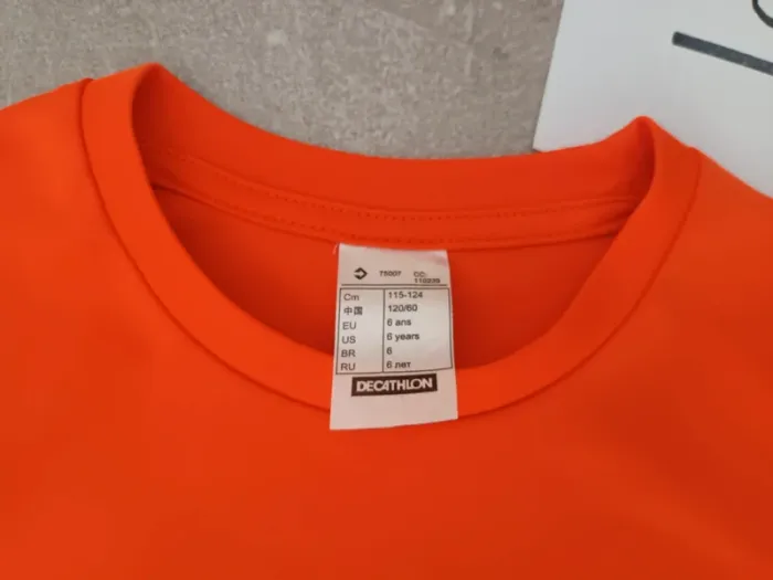 T-shirt UV orange 6 ans Decathlon mixte - photo numéro 2