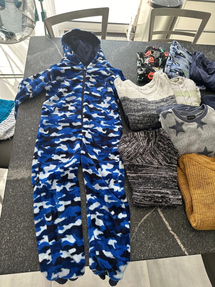 Lot de vêtements chauds 5 ans très bon état - photo numéro 2