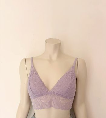 🌺Soutien-gorge/Brassière sans armatures avec coque en dentelle lila Taille L🌺