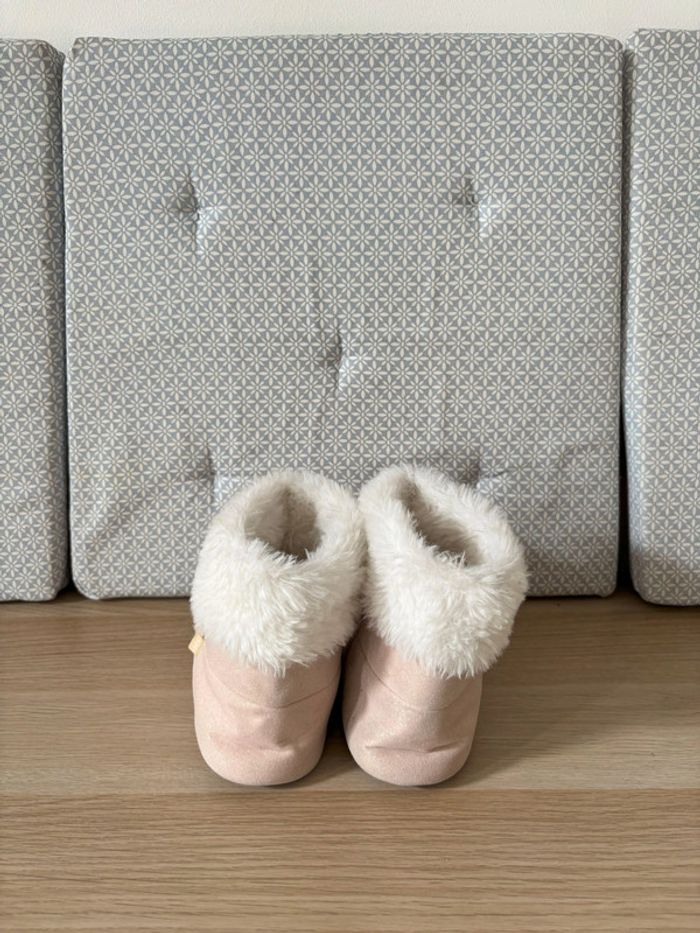 Chaussons Bottes "Irisés / Pailletés" (Pointure : 33/34) - photo numéro 3