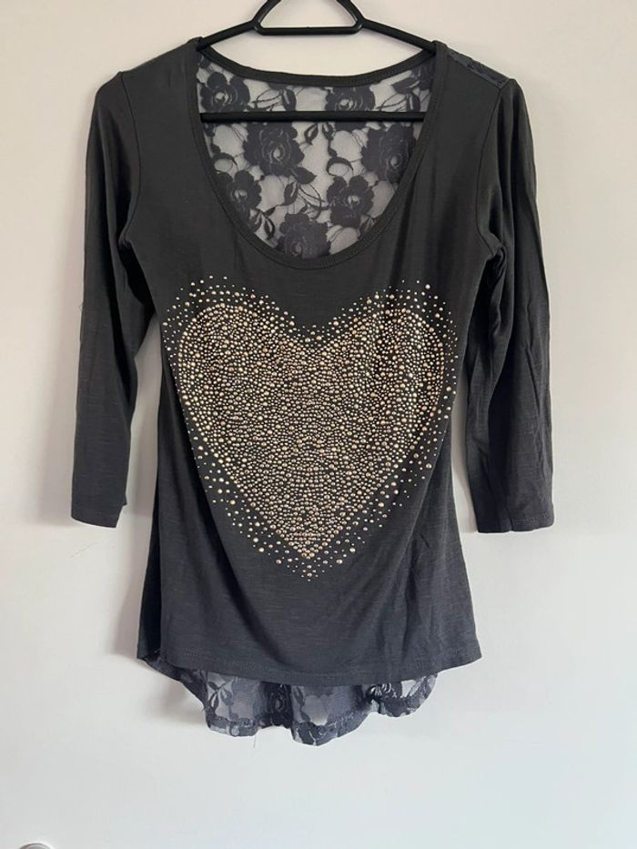 Tee shirt