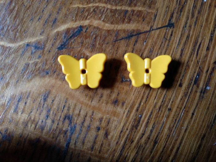 Lego 2 papillons