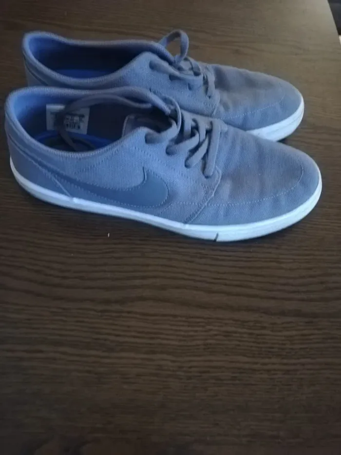 Chaussures Nike - photo numéro 3