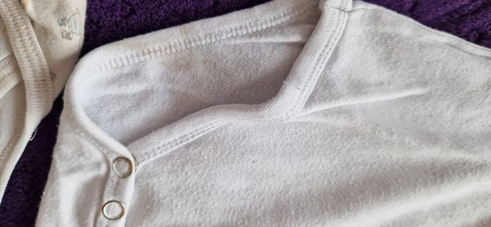 Lot de 4 bodies 12 et 18 mois mixte - photo numéro 7