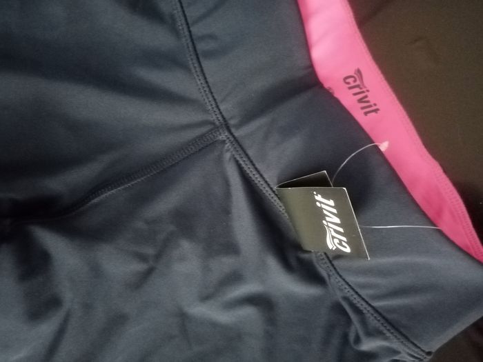 Pantacout sport taille M  maque crivit - photo numéro 4