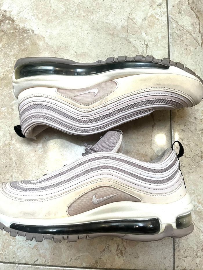 Chaussures nike - photo numéro 4