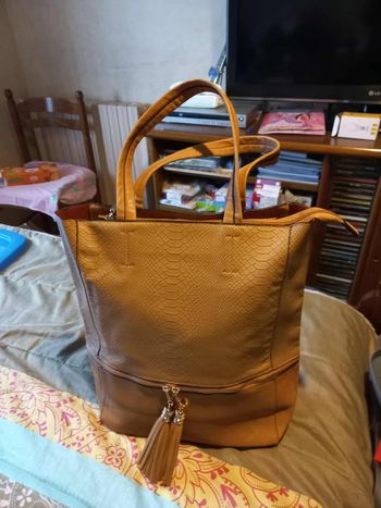 Sac à main beige neuf
