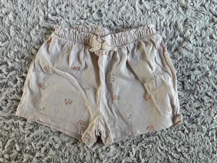 Short à fleurs - photo numéro 2