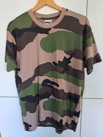 T-shirt camouflage militaire 