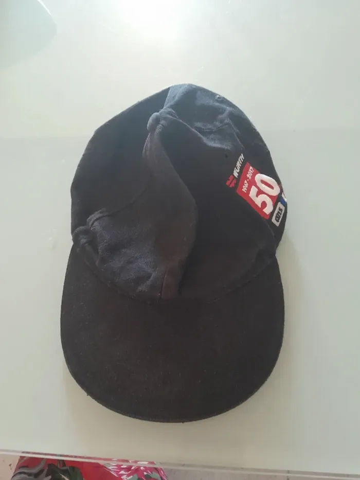 Casquette noir