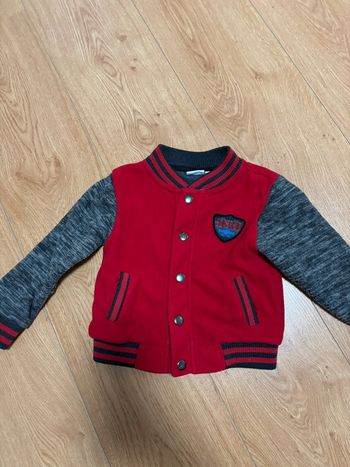 Gilet taille 24 mois