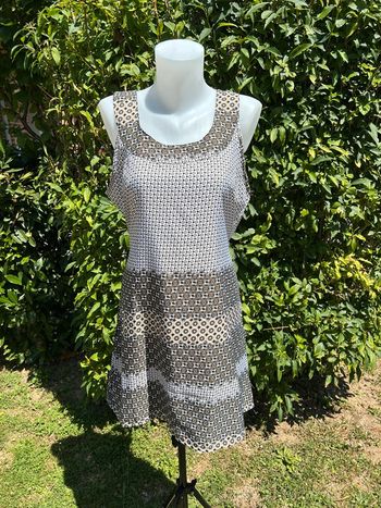 🎉 Superbe robe à motifs en viscose 🎉