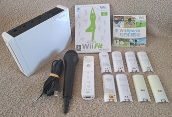 Lot console et accessoires Nintendo Wii semi fonctionnelle et HS