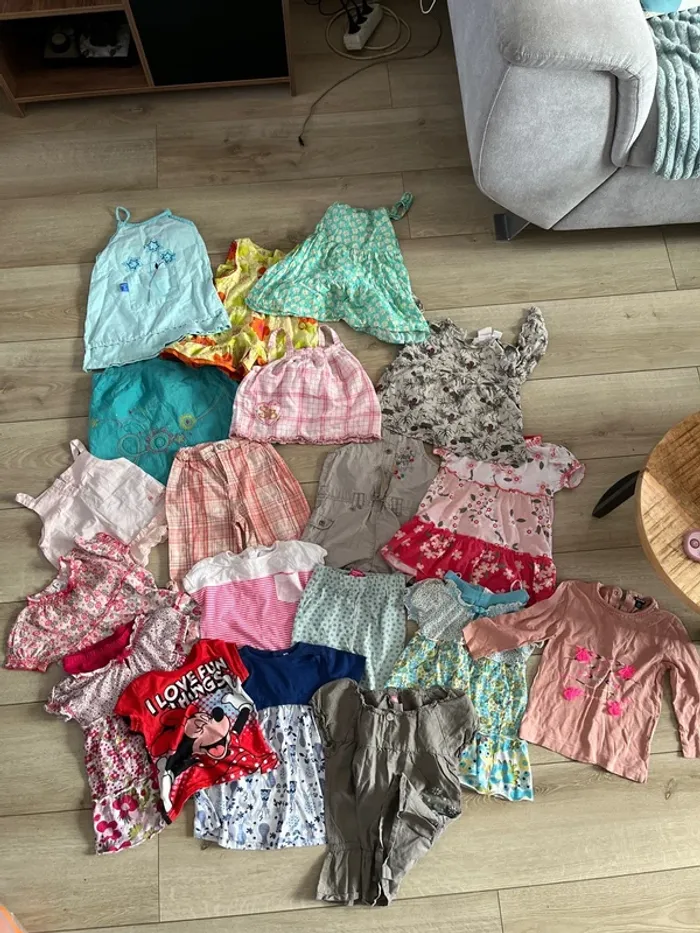 lot de vêtements