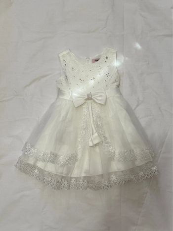 Robe festive pour bébé