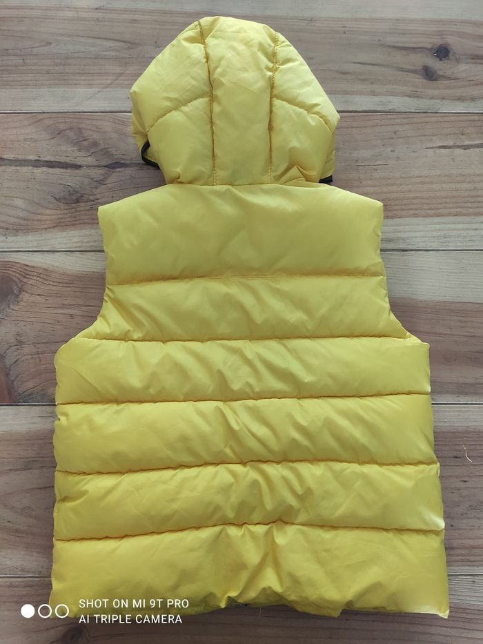 Doudoune sans manches Zara 5/6 ans - photo numéro 2