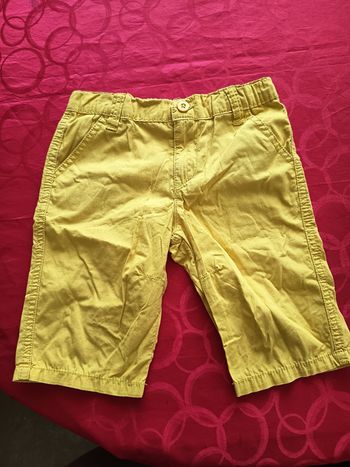 Short 3 ans