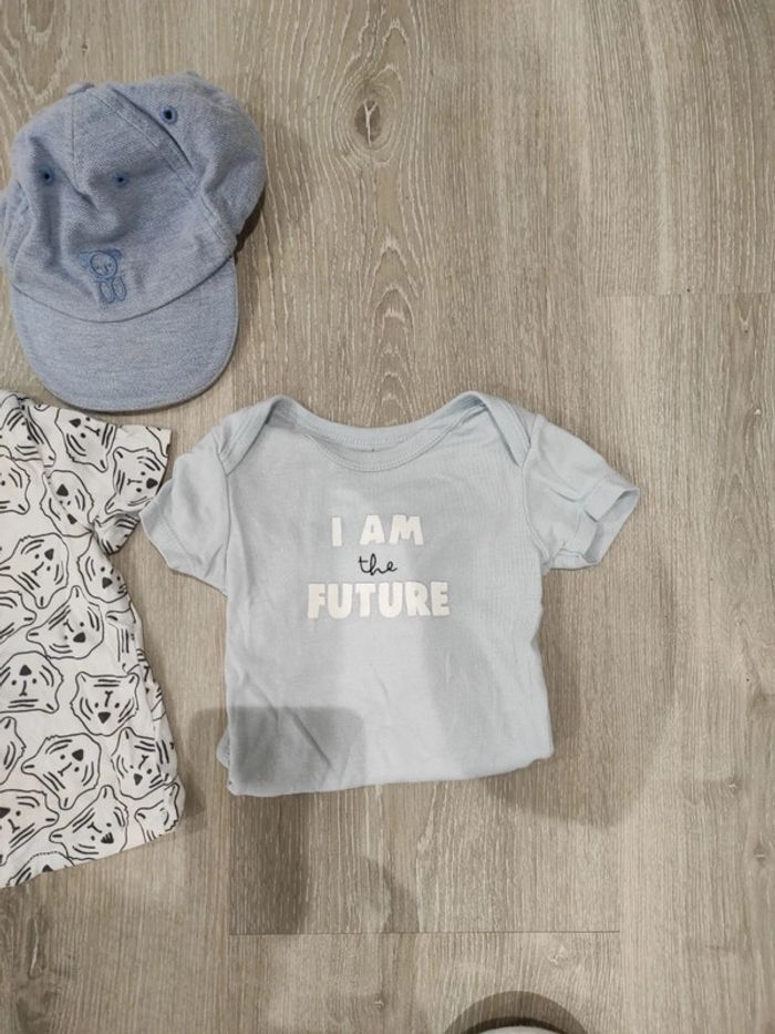 Lot de 3 articles 9 mois - photo numéro 4