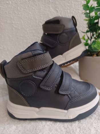 Chaussures garçon T 24