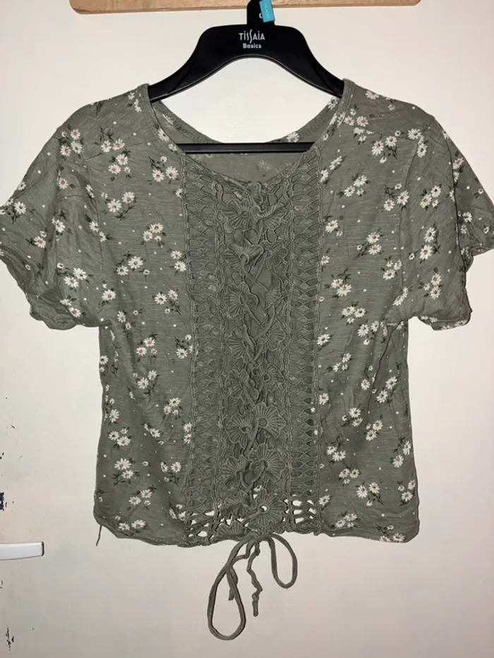 Joli haut original avec crochet, S, sans marque. - photo numéro 2
