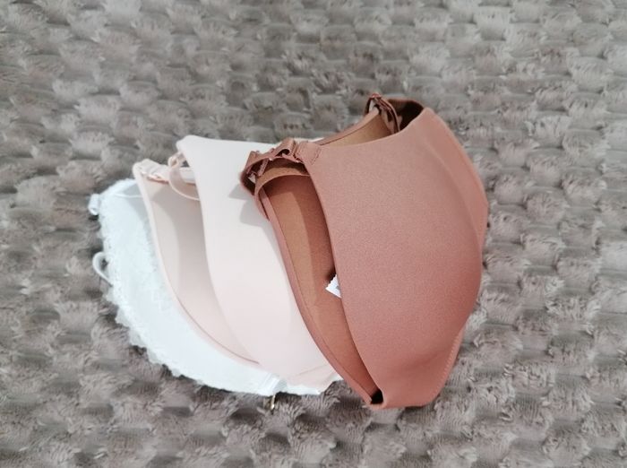 Soutiens-gorge - photo numéro 5