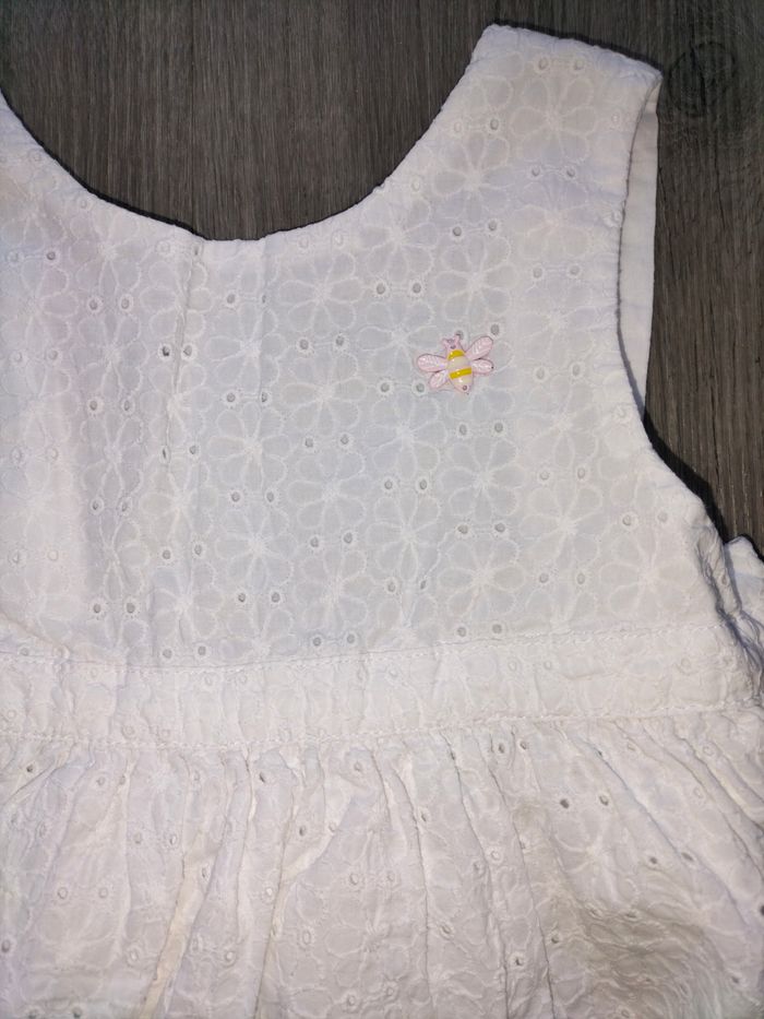Robe blanche - photo numéro 2