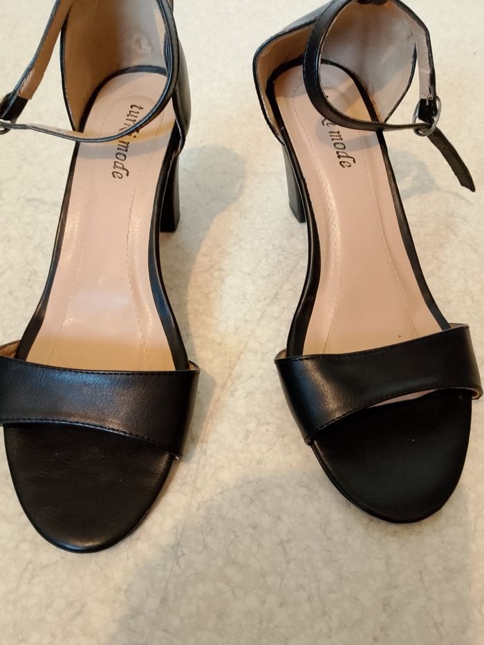 Chaussures femme 39 - photo numéro 2