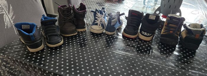 Chaussure garcon taille 23