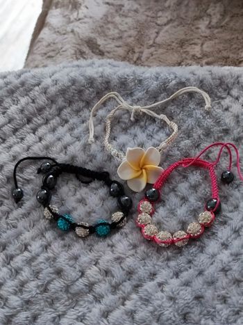 Lot  bracelet