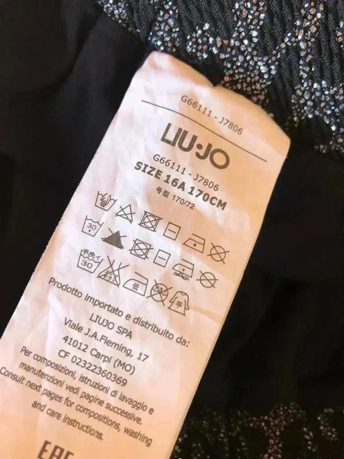 Jupe liu jo noire pailletée 16 ans - photo numéro 6