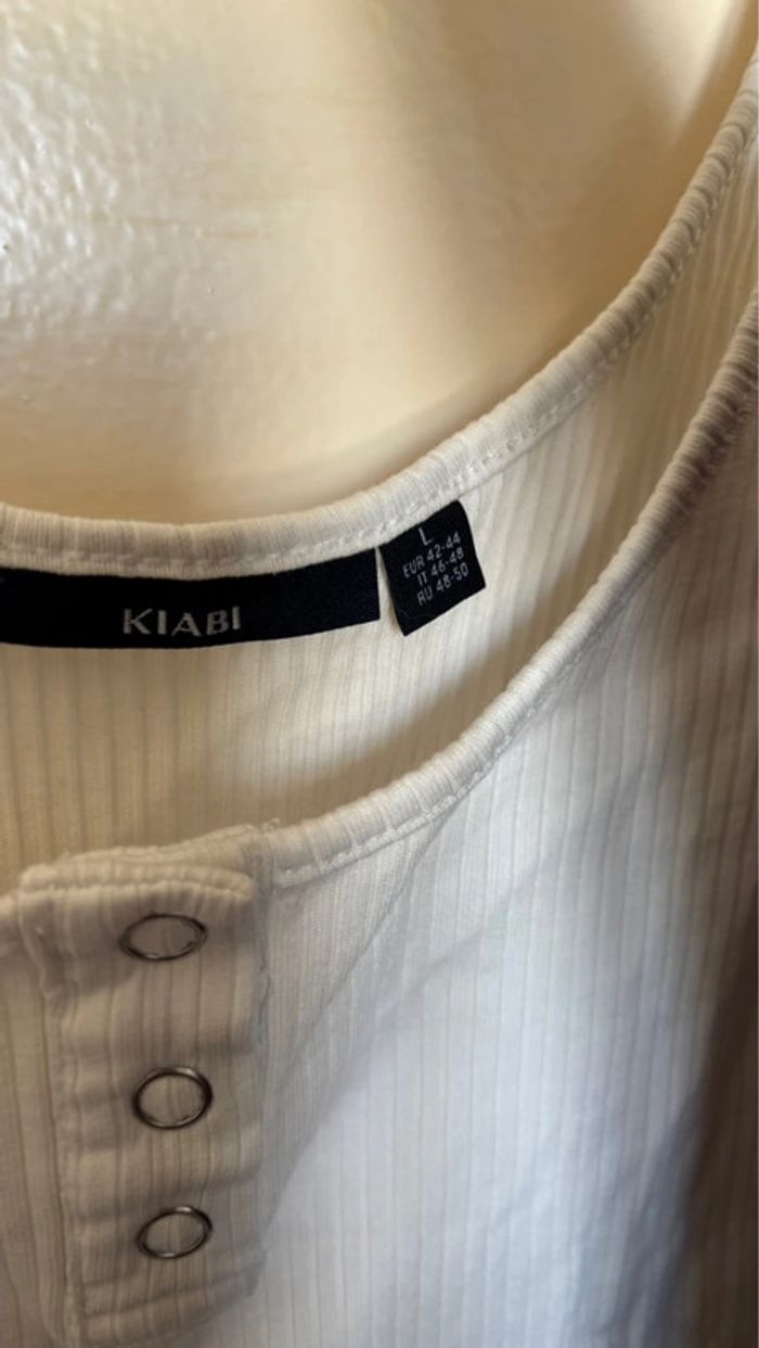 Débardeurs court lot de 2 taille L Kiabi en bon état - photo numéro 3
