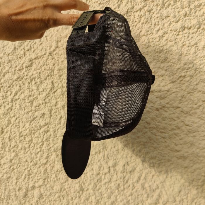 Casquette trucker noire brésilienne  – logo main brodé – style urbain streetwear - photo numéro 7