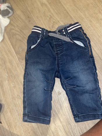 Pantalon bébé. Garçon