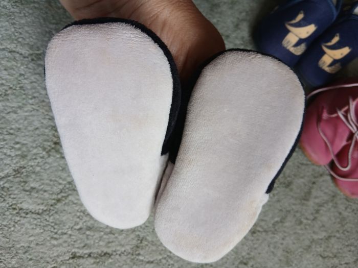 Chaussons Mickey - photo numéro 2